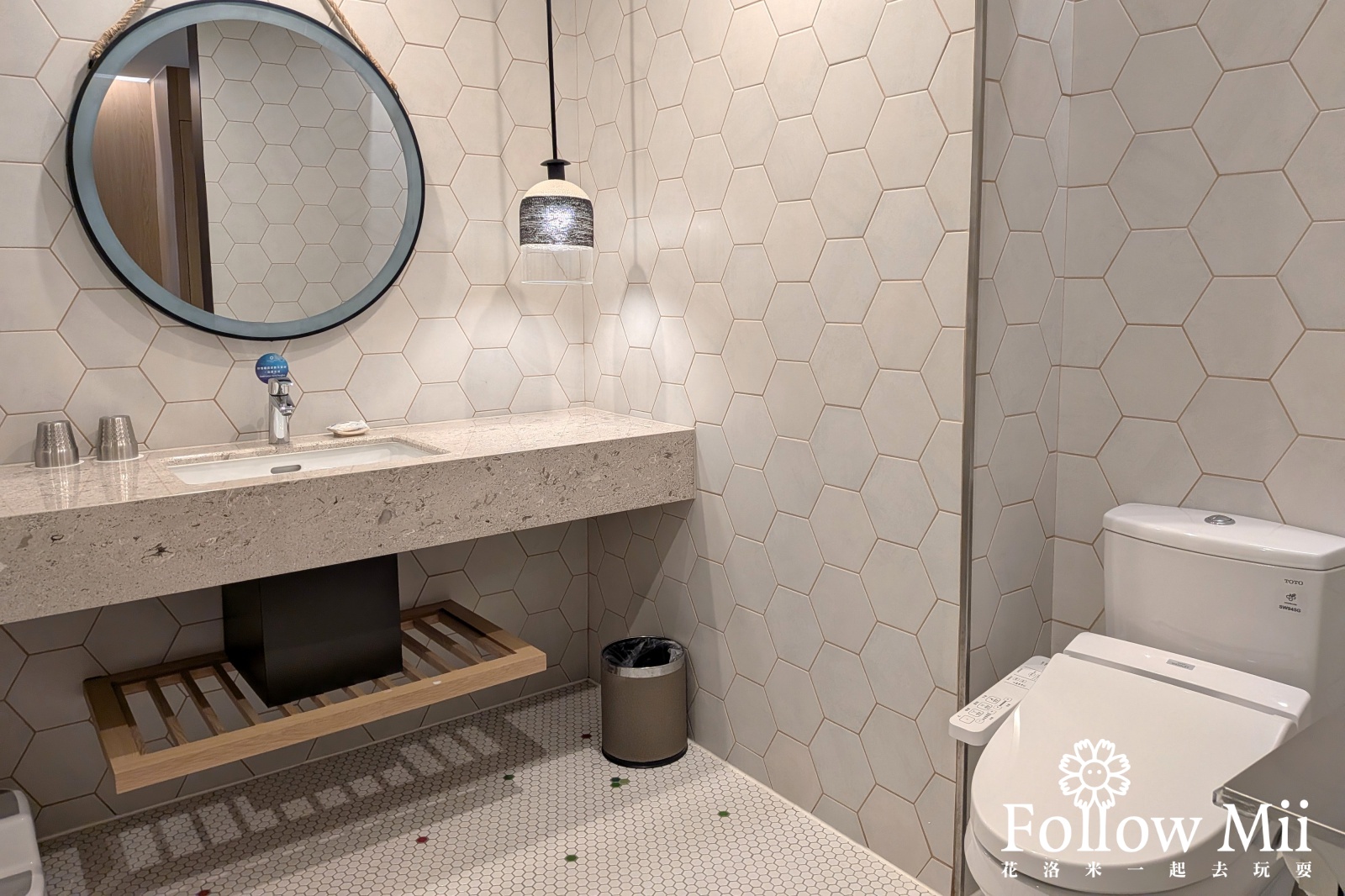 澎澄飯店四季澎湖灣寬敞浴室-配備泡湯池等級大浴缸